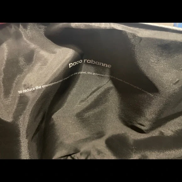 Paco Rabanne Invictus Dry Bag - Picture 4 of 9